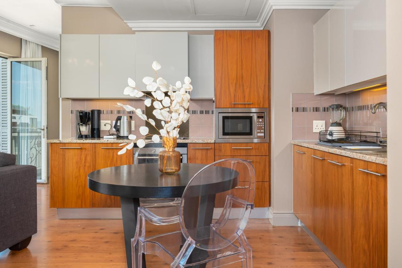 Cape Royale Apartments By Propr Cape Town Bagian luar foto